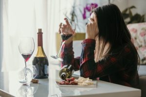 Употребление алкоголя при семейных проблемах